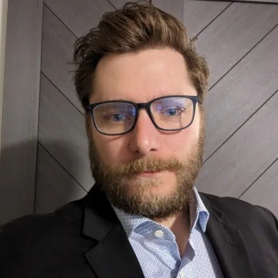 thomas-griffin-headshot
